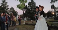 New Bern Ghostwalk brings history to life