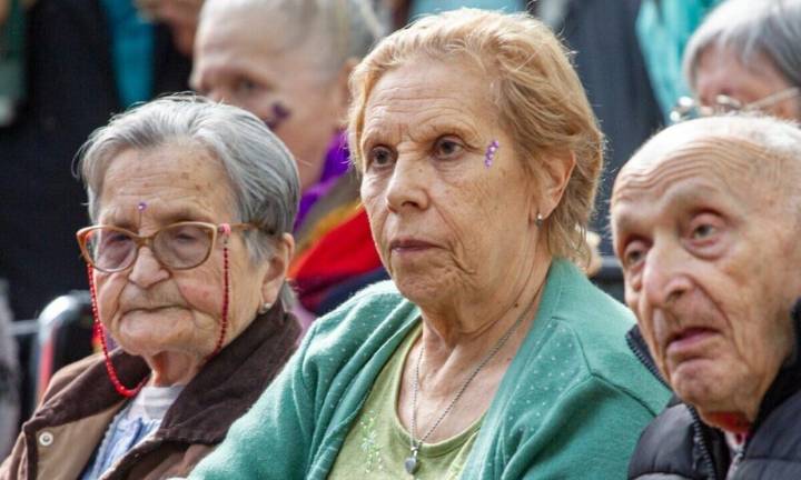 Oficializan el pago del bono de $70.000 para jubilados y pensionados en octubre