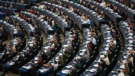 La gran claudicación de Bruselas con el Pacto Verde: frena en seco su ley estrella para salvar a las empresas