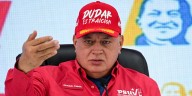 Diosdado Cabello se sumó a las acusaciones contra Leopoldo López de promover una invasión y puso en duda su nacionalidad