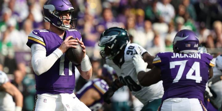 Vikings will start Wentz at QB on short rest in LA, with McCarthy lacking time to keep up progress