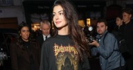 Anne Hathaway’s Graphic Tee Look in Paris Video Demand a Double Take