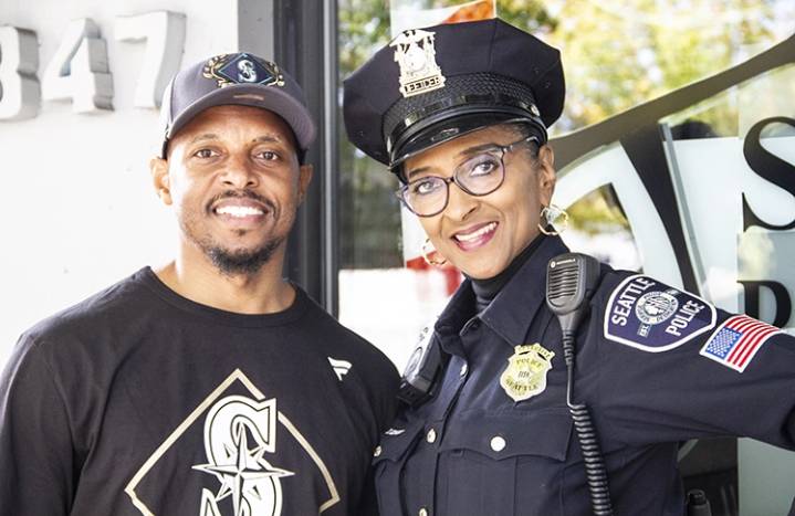 Detective Denise “Cookie” Bouldin Hosts Barbershop Chess Tournament To Help Build Youth Engagement