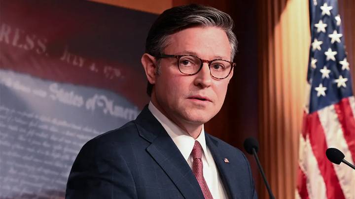 Arizona lawsuit targets Speaker Mike Johnson over delayed House seat