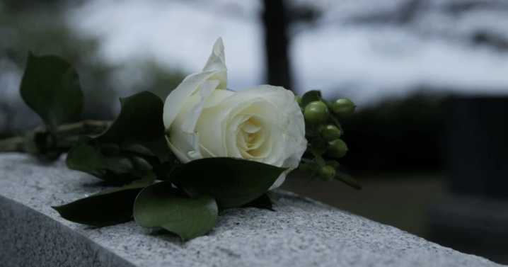 Consumer Reports experts look at saving money on funeral expenses