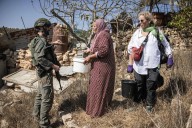 Tropas de Israel obligan a los gazatíes a desplazarse