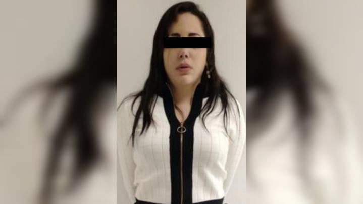 Detienen a Venezolana que Intentó Robar Vestido de 12 Mil Pesos en Coyoacán, CDMX