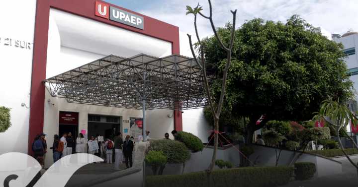 Hallan restos de un bebé en gestación en baños de la UPAEP