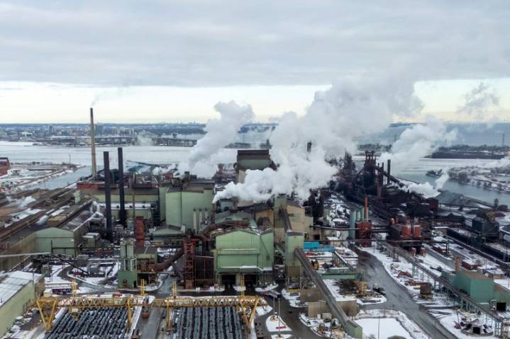 Canada Sept factory sales most likely up 2.8%