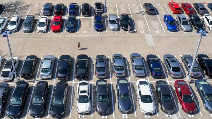 A significant group of Americans are falling behind on their car payments