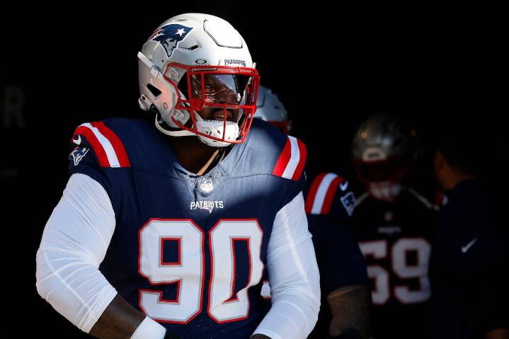 Patriots coach: 'There are no issues' with Christian Barmore after benching