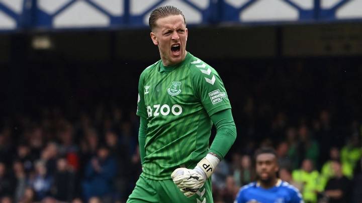 England's Jordan Pickford extends Everton deal until 2029