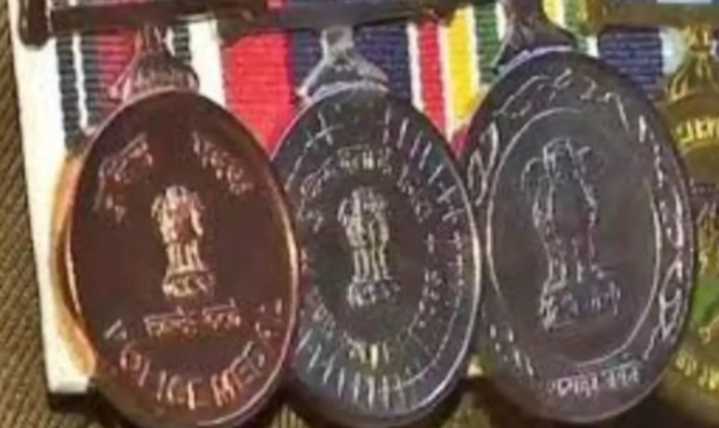 14 Odisha Police Officers Honored with Kendriya Grihmantri Dakshata Padak