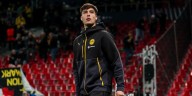 El presente de Aron Anselmino en el Borussia Dortmund tras los elogios del debut y la lesión que lo marginó