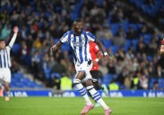 Sadiq Umar, titular con la Real un año y muchos errores después