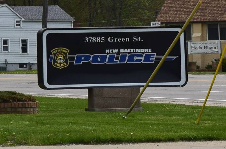 New Baltimore police investigating after man’s body found in Lake St. Clair