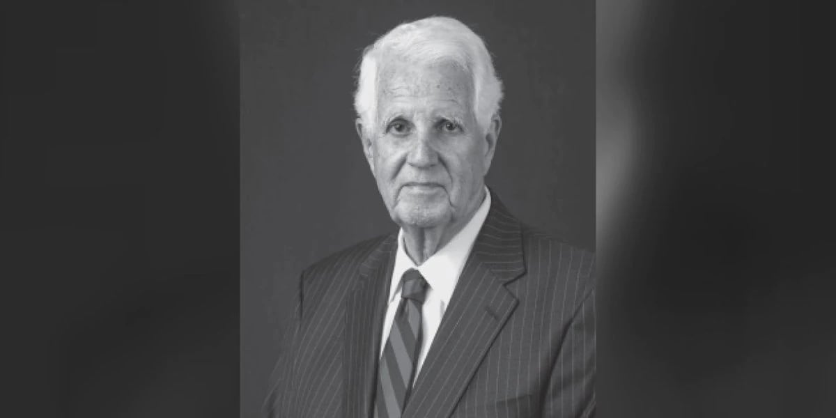 Metcalfe County to honor Judge Tom Emberton with bronze statue