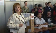 Perlitas de la elección: del blooper de Patricia Bullrich al votante vestido de Hombre Araña