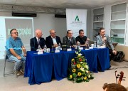 Los centros educativos de la provincia reciben como donación el libro ‘Infectado’ de Bernardo Quintero
