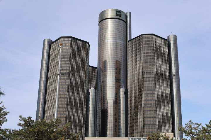 GM considera que el mercado de vehículos eléctricos es ahora más “natural” gracias a Trump