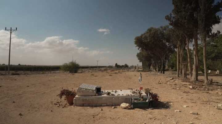 Gaza ceasefire: families wait anxiously for hostages release