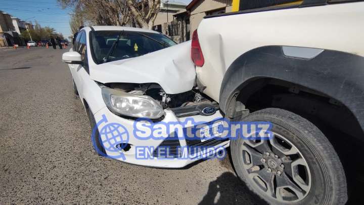 Choque en cadena sobre la avenida Kirchner: un conductor fue trasladado al hospital
