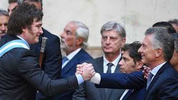 El Presidente planea reunirse con Macri en la Quinta de Olivos