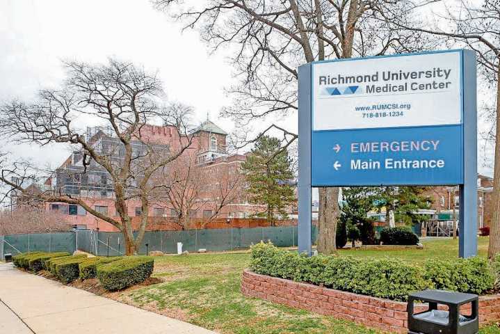 Richmond University Medical Center receives grant to combat colorectal cancer