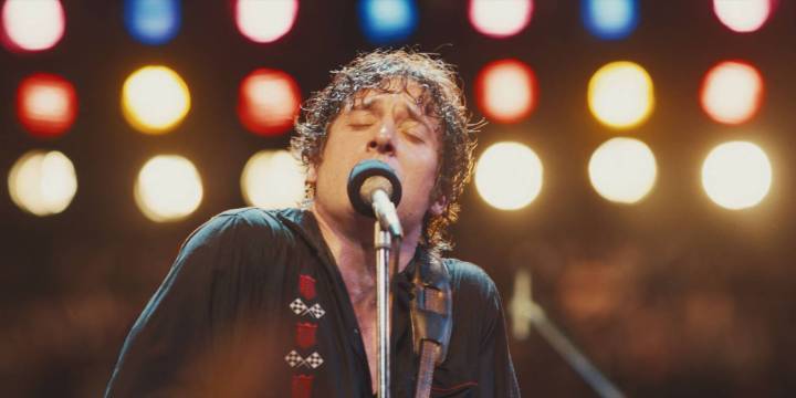 Deliver Me From Nowhere Sequel Teased By Director Scott Cooper