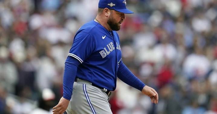Why leave Bo Bichette out of the lineup?