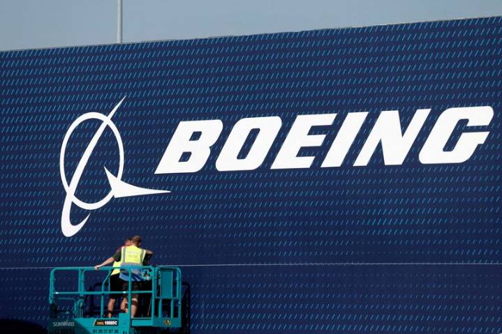 Boeing's striking union to resume contract talks on Monday