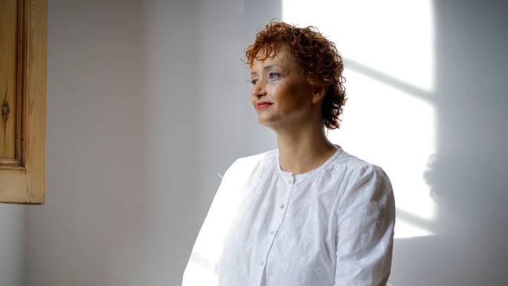Helena está participando en un ensayo clínico oncológico: «Cuando me dijeron que es investigación para otras pacientes, acepté»