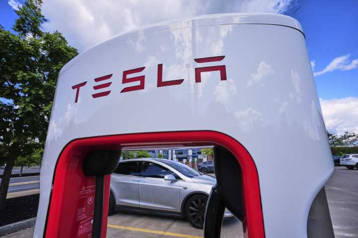 Colorado boosts cash-for-clunkers EV subsidies