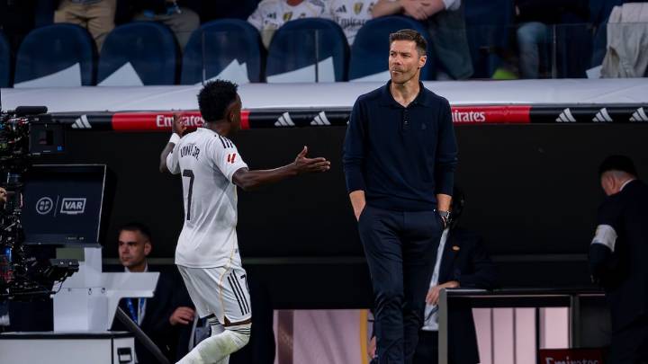 Xabi Alonso no lo dejará pasar más tiempo: este miércoles hablará con Vinicius tras su desplante en 'El Clásico'