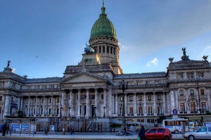 Elecciones legislativas en Argentina: el partido de Milei se impuso con el 42% de los votos