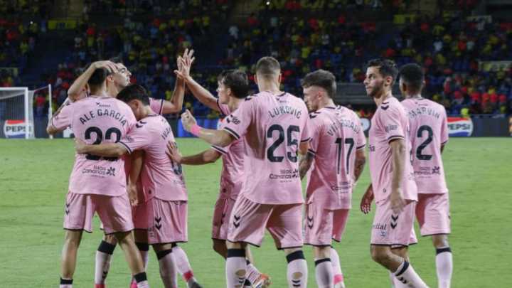 Las Palmas duerme en ascenso directo a costa del Eibar