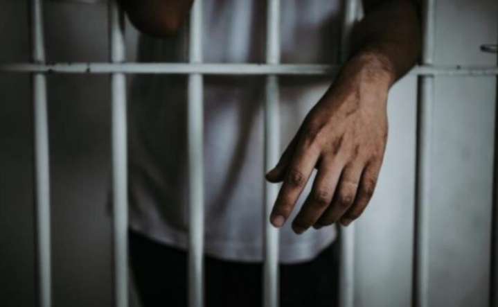 Cárcel para hijo de ‘Papá Pitufo’, por presunta agresión a su exesposa
