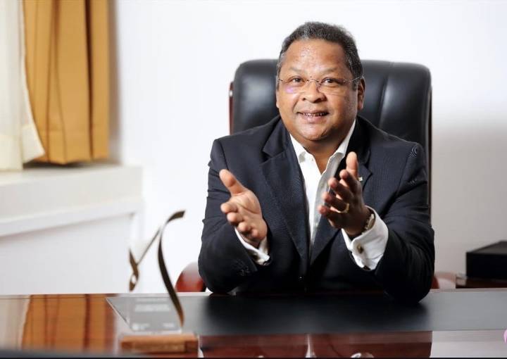 Banquero y consultor global, nuevo primer ministro en Madagascar tras tensión política