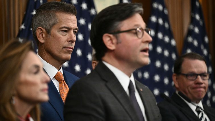 Half a million federal workers will miss paychecks Friday as shutdown drags on