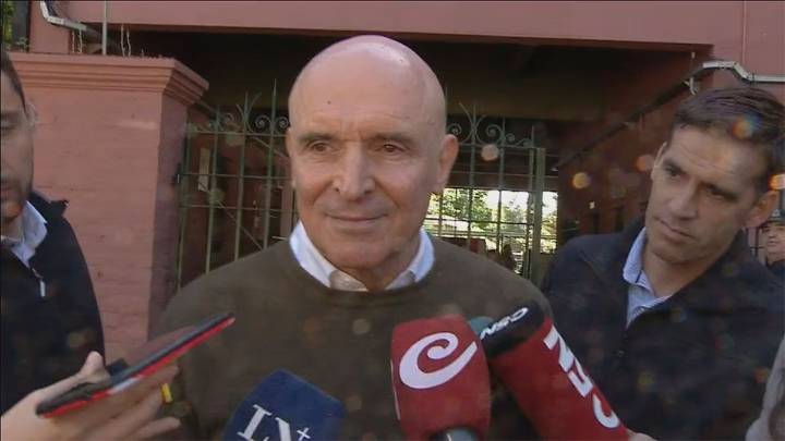 Espert votó y evitó hablar sobre la causa por sus vínculos con Machado