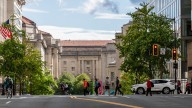D.C., Hawaii, and New Mexico are most affected by government shutdown, analysis shows