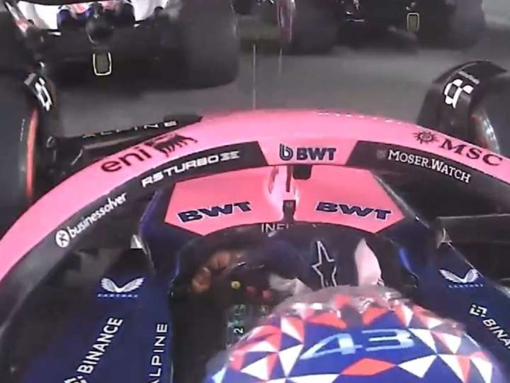 Franco Colapinto y su genial largada y primera vuelta en el GP de Singapur: pasó a tres autos y dio una lección de cómo se corre en Fórmula 1