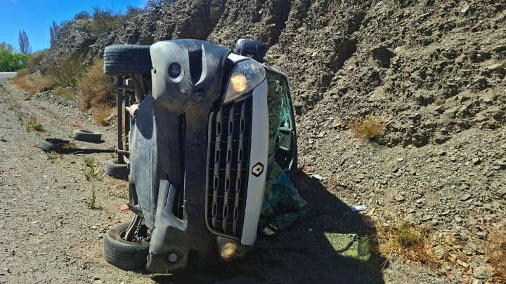 Dos mujeres sufrieron politraumatismos tras protagonizar un vuelco en la Ruta 7