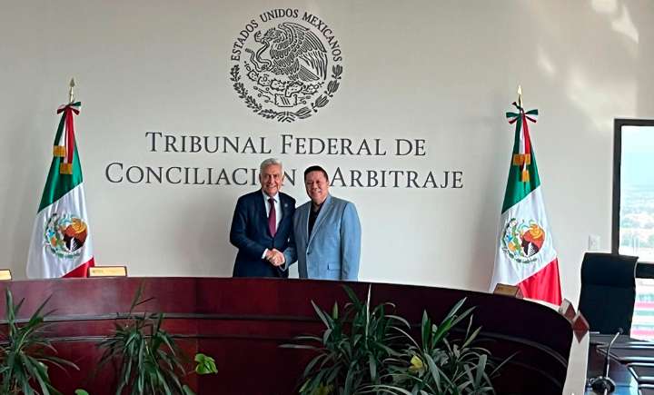 Analizan Cristóbal Arias y Emilio Ulloa izquierda y desafíos del país