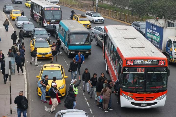 ATU: transporte público convencional opera al 83% de su capacidad