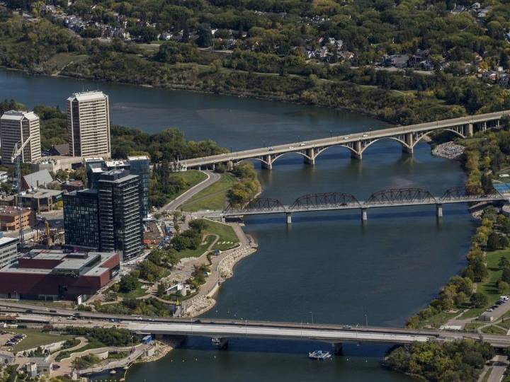 Accused driver in University Bridge crash faces charges after release