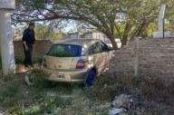 Lavacoche alcoholizado estrelló el auto de cliente contra una pared