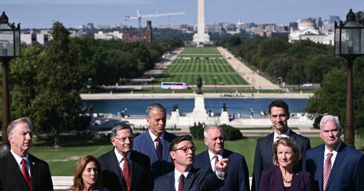Many services grind to a halt as federal government shuts down