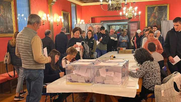 La consulta ciudadana de Jaca se salda con un 74,25 % de rechazo al proyecto Oroel Park