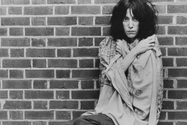 Éramos unos niños, o tal vez no: cuando Patti (Smith) conoció a Robert (Mapplethorpe) y vivieron la historia de amor más intensa de todos los tiempos
